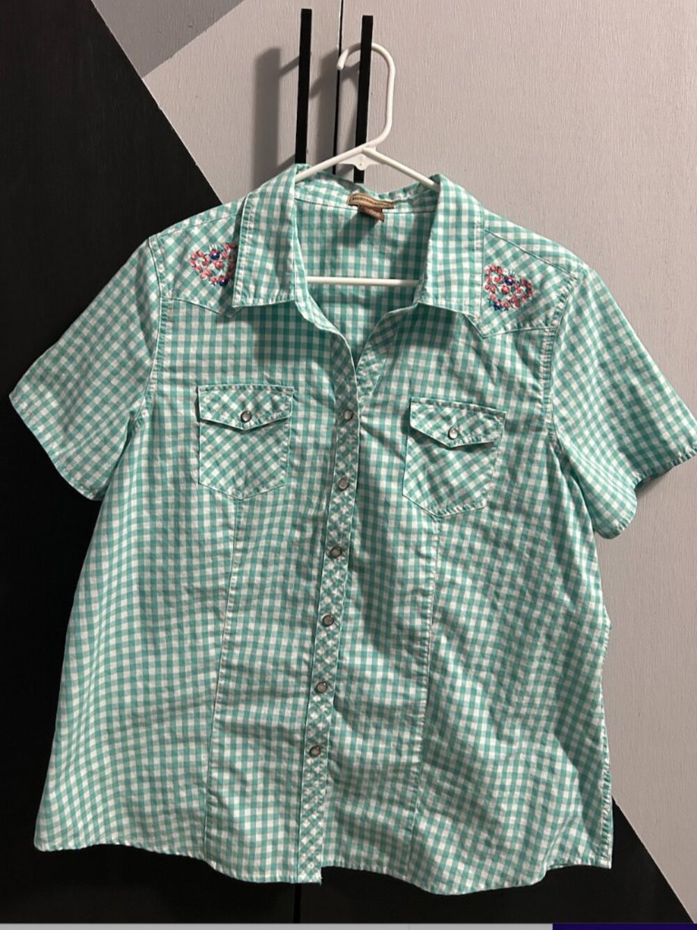 Bit & Bridle Country Western Gingham/Floral Embroidery Pearl Snaps Women's XL